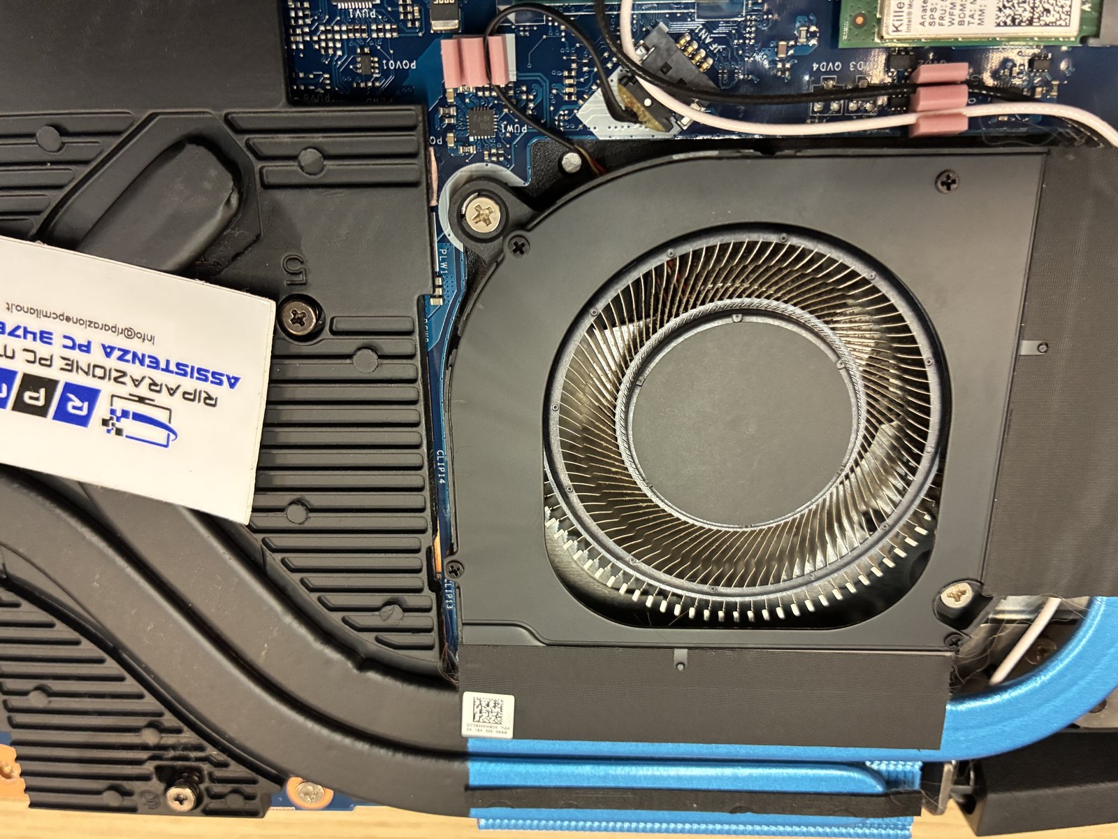 Ventola Predator Helios 300 dopo la pulizia, laboratorio Riparazione Pc Milano Viale Sarca