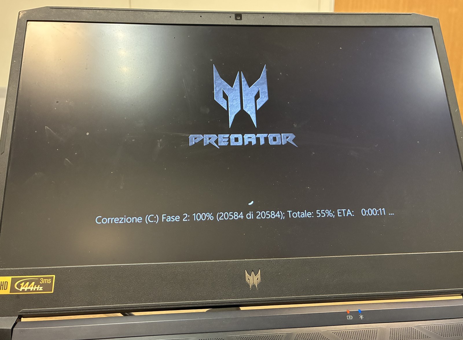 Acer Predator Helios 300 FHD 144 Hz in collaudo dopo pulizia ventole, laboratorio Milano