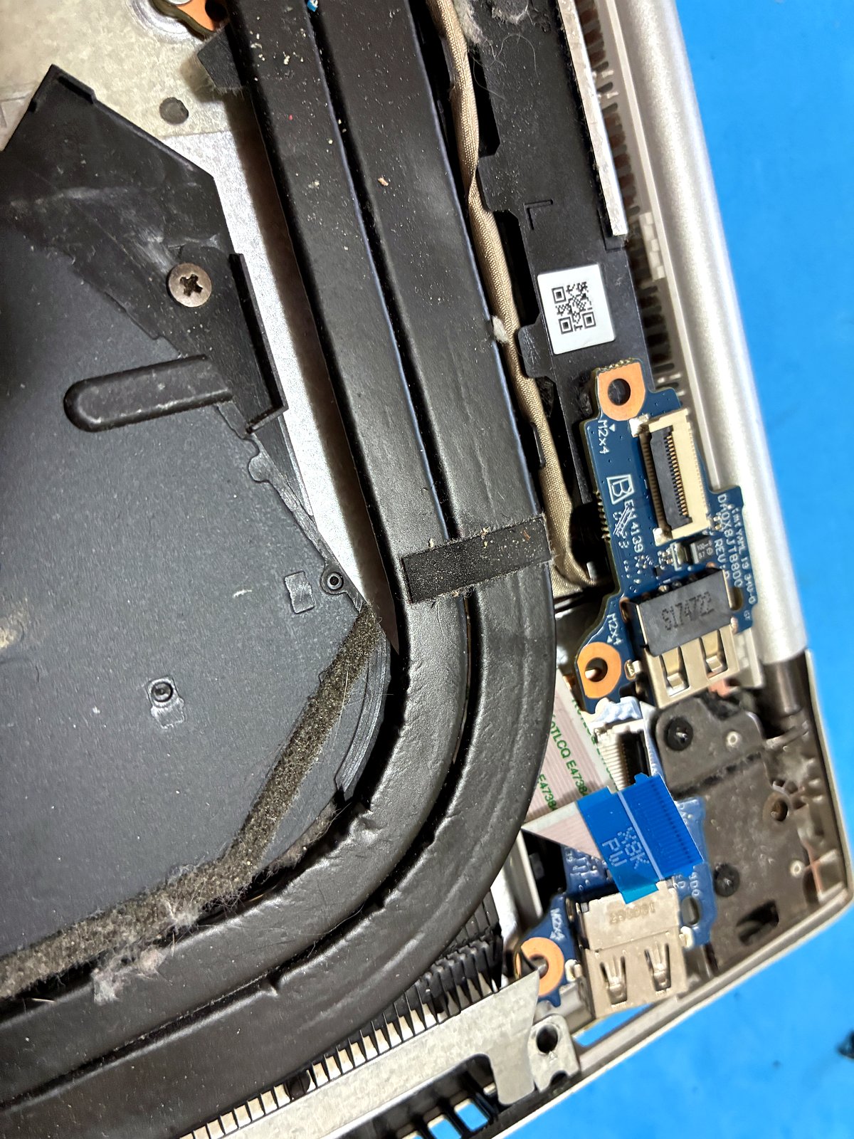 Scheda porta USB (daughterboard) da sostituire su HP ProBook 450 G7 riparazione Milano