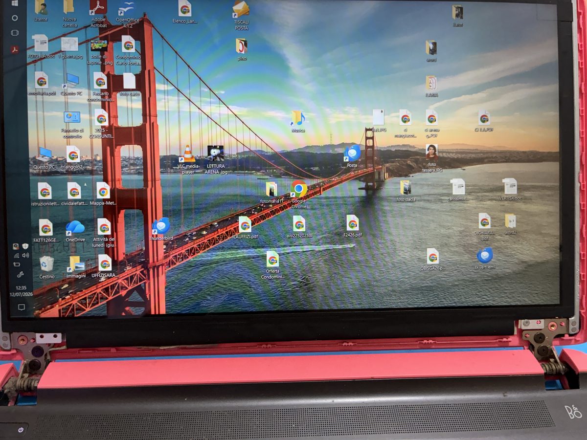 HP Pavilion con nuovo LCD funzionante e Windows avviato dopo sostituzione schermo Via Palmanova Milano